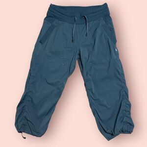 Lululemon Women's Size 4 Dance Studio Crop No Liner Soot Light Gray Pants